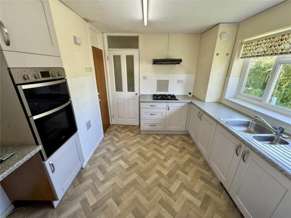 Burnham Road, Highbridge, Somerset, TA9 photo 4