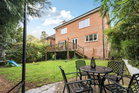 5 bed detached - Upper Woodcote Road, Caversham Heights, Reading image 30