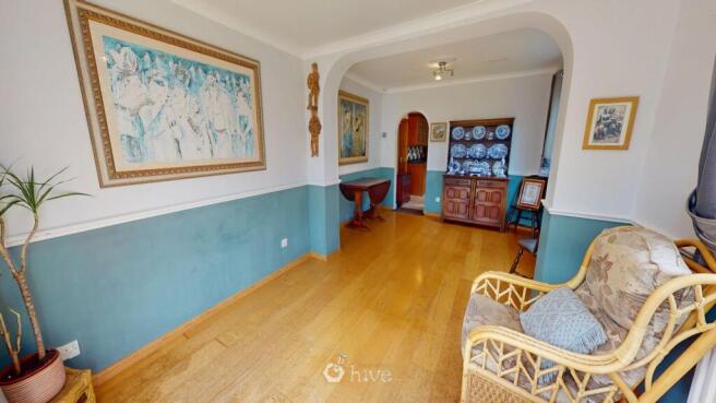 4 bed Detached for sale Image 9
