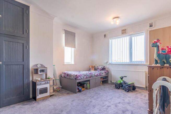 Bedroom 2 (Double)