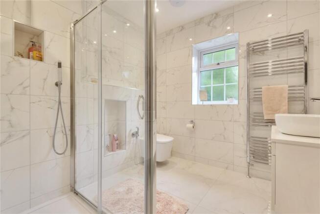 Bedroom 1 Ensuite