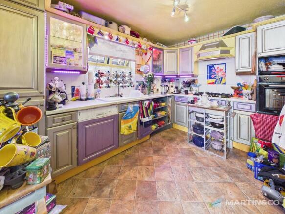 CAM02318G0-PR0635...