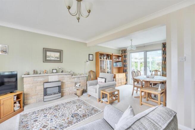 Sitting / Dining Room