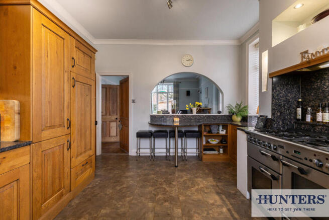3 bed Detached for sale Image 6