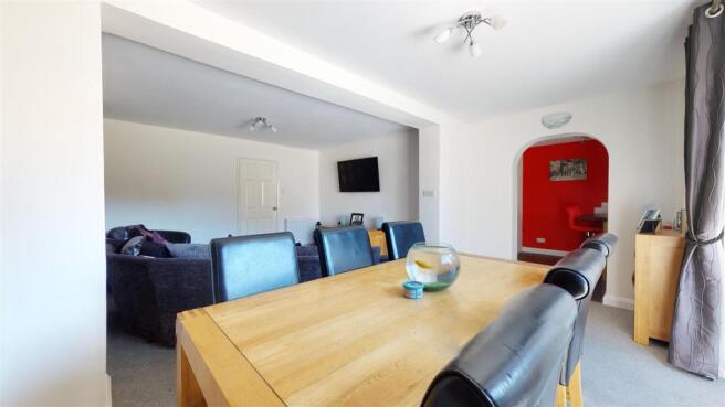 Living/Dining Room