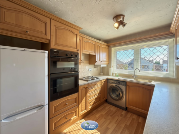 3 bed Detached Bungalow for sale Image 3