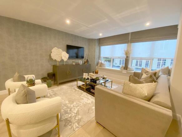 2 bed Flat for sale Image 6