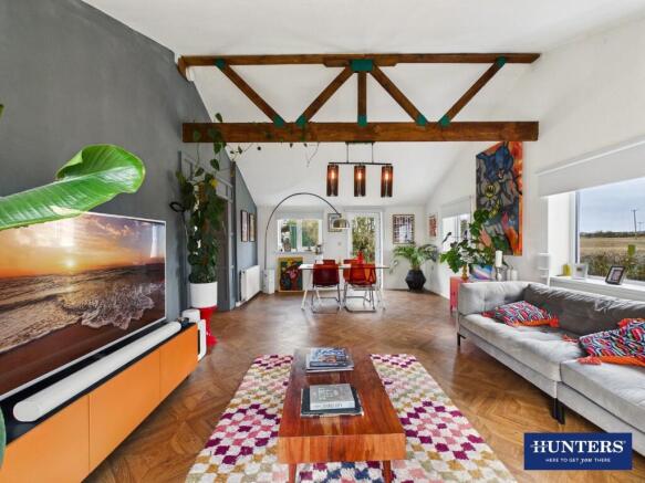 Living/Dining Room