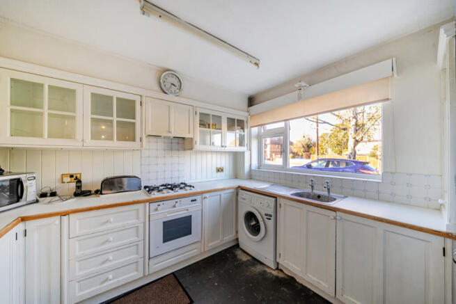 1372271-6-68fb562...