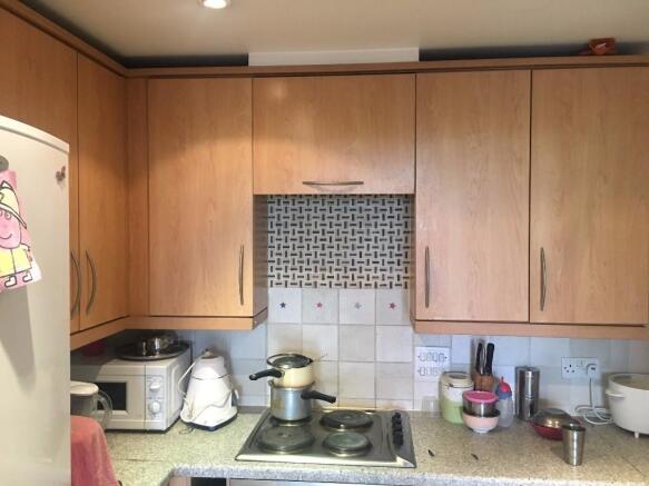 MODERN KITCHEN 