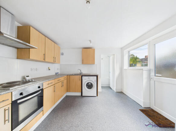 Two Bed Apartment to Let