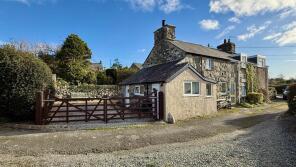 2, Coed Isaf, Ffordd Glanrhos, Dyffryn Ardudwy LL44 2BT