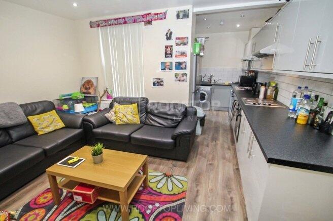 hessle-mount-ls6-1ep-1059381