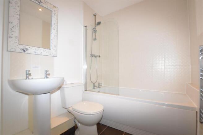 1 bed Apartment to rent Image 4