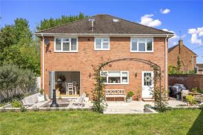 30, Hall Green, Malvern WR14 3QX