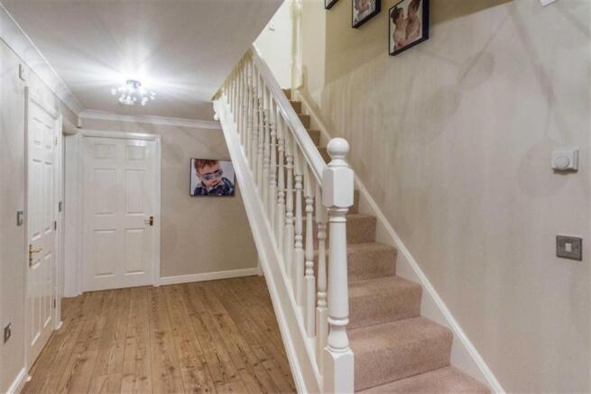 IMPRESSIVE HALLWAY