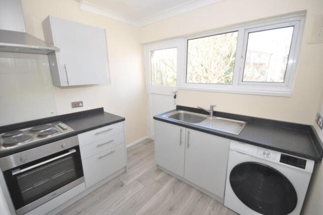 Coval Lane, Chelmsford, Essex, CM1 photo 4