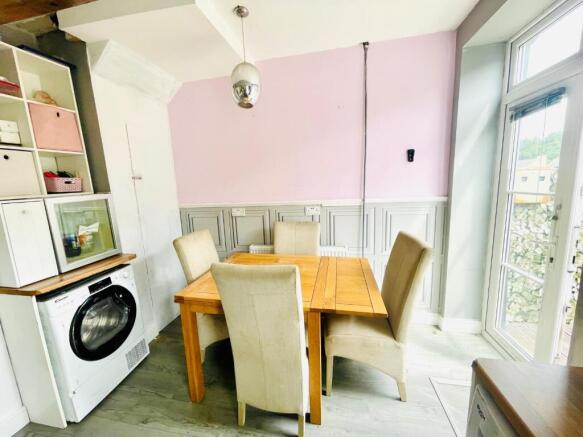 3 bed Terraced for sale Image 4