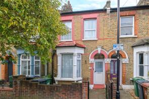 19, Ickworth Park Road, London E17 6LN