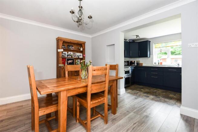 Dining Area.jpg