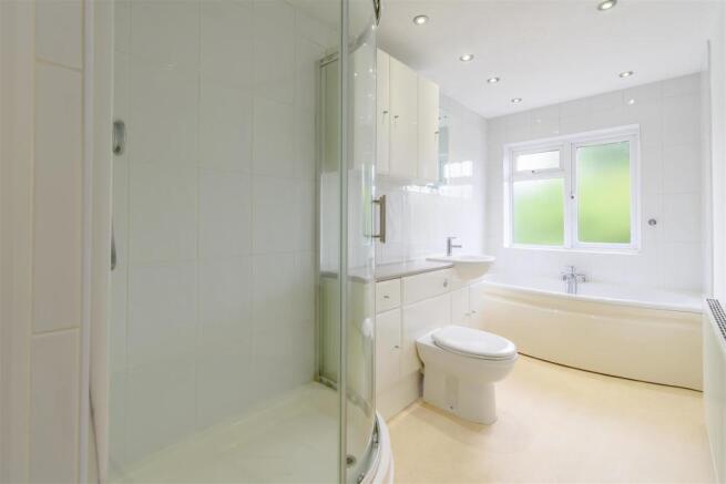 8469240-interior09.jpg