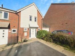 69, Carter Drive, Basingstoke RG24 9UL