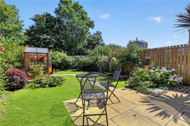 3 bed Semi-Detached for sale Image 4