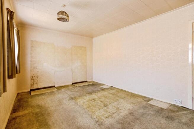 2 bed Semi-Detached for sale Image 11