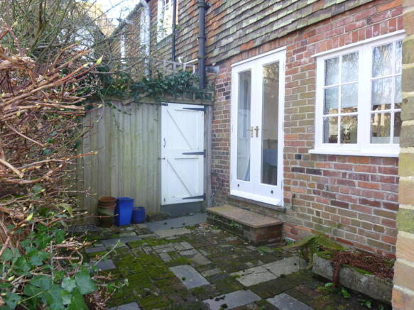 Photo 8