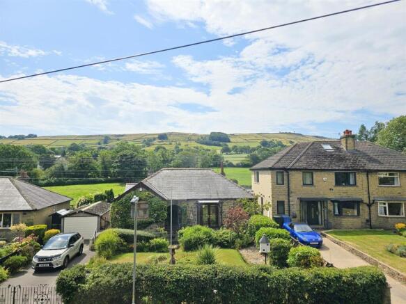 3 bed Terraced for sale Image 12