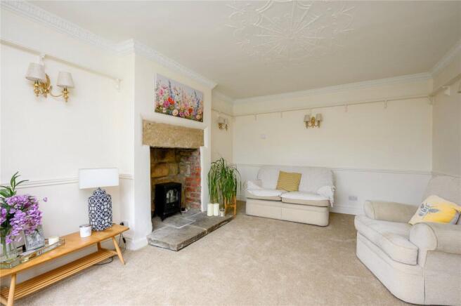 3 bed Semi-Detached for sale Image 4