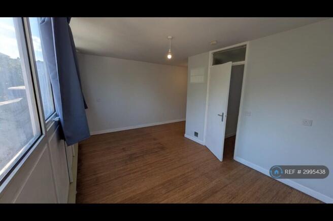 Studio Room