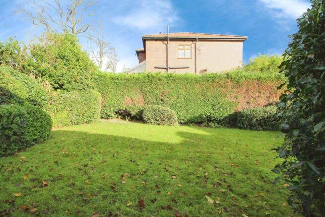 3 bed Detached Bungalow for sale Image 12