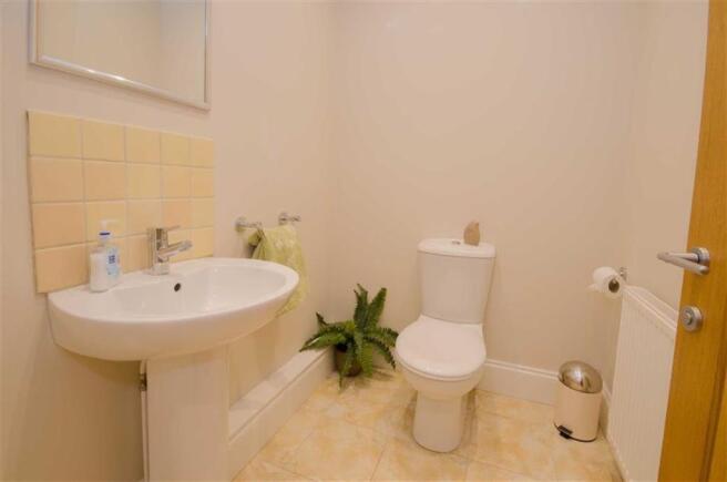 CLOAKROOM / WC
