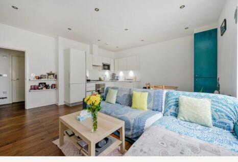 Loren Apartments, 51 Blair Street, London, E14
