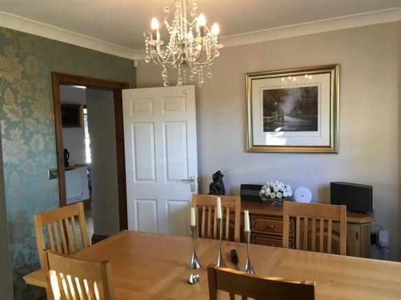 Dining Room.JPG