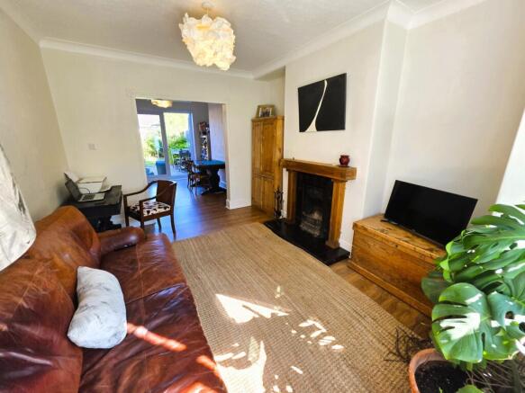 2 bed Semi-Detached for sale Image 4