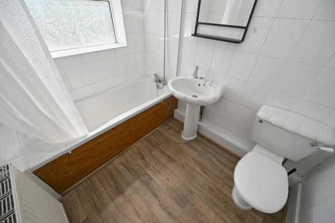 2 bed Semi-Detached for sale Image 10
