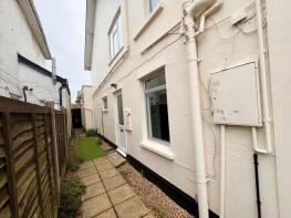 2, 230 232 Courtfield House, Holdenhurst Road, Bournemouth BH8 8AX