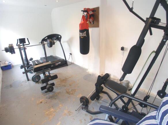 Garage/Gym