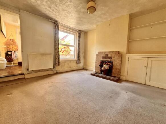 Dining Room: