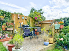 11, Sutton Close, Tring HP23 5HD