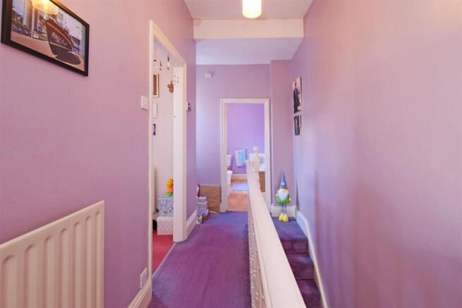 2 bed Terraced for sale Image 8