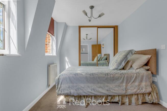 2 bed Apartment for sale Image 7