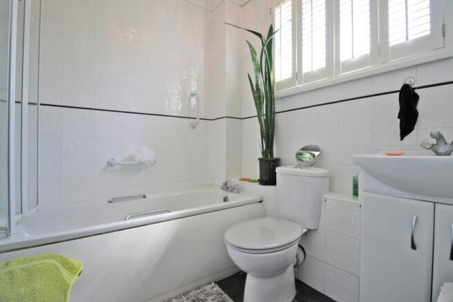 Bathroom.jpg