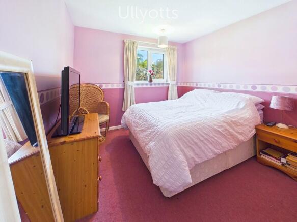 4 bed Detached for sale Image 10