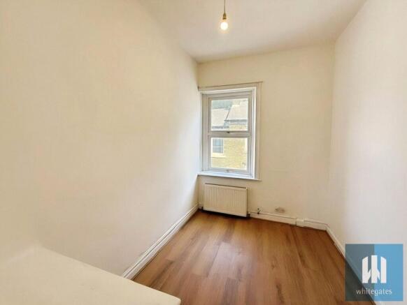 2 bed Terraced to rent Image 10
