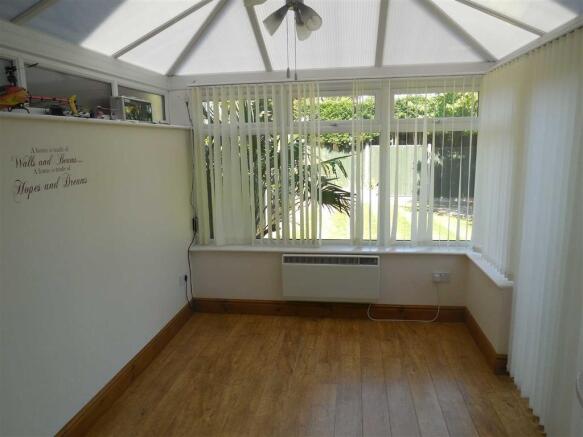 Conservatory (rear)