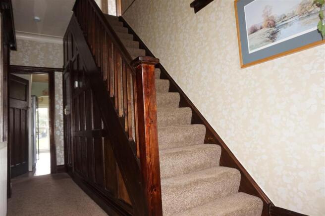ENTRANCE HALLWAY: