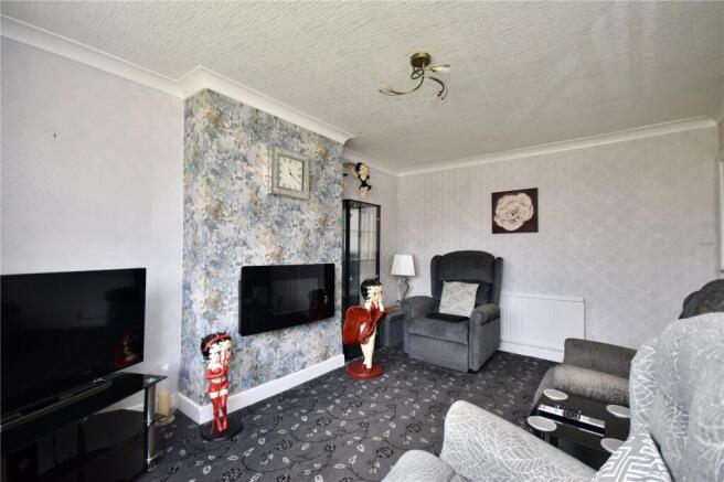 2 bed Semi-Detached Bungalow for sale Image 6
